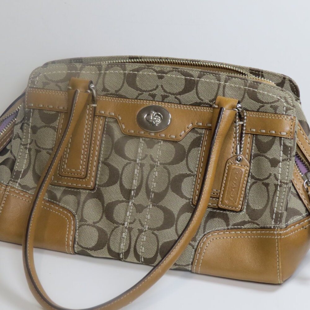 COACH Bag - Picture 4 of 11